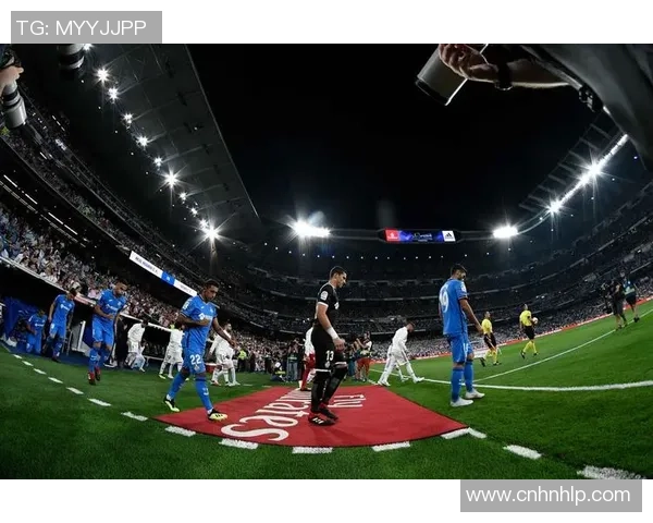 足球明星的继承人是谁揭秘：新一代球场巨星崛起的背后故事